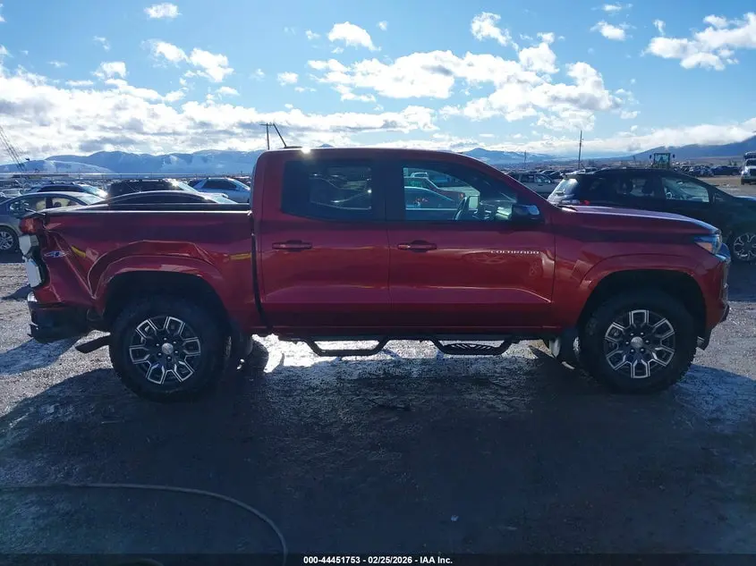 2024 CHEVROLET COLORADO 4WD LT