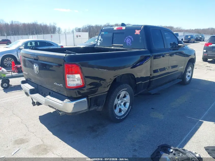 2021 RAM 1500 BIG HORN  4X4 6'4 BOX