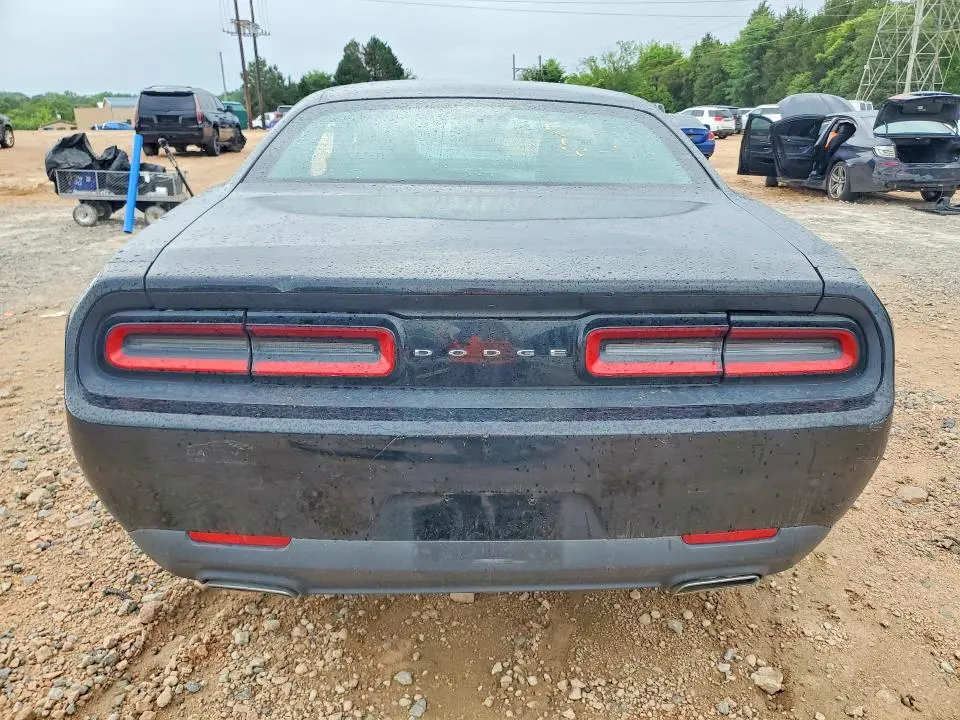2016 DODGE CHALLENGER SXT  