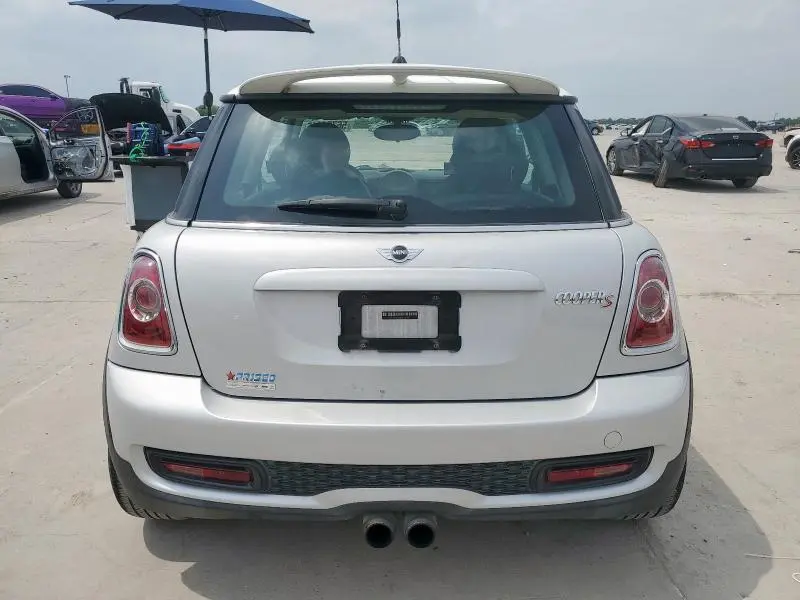2012 MINI COOPER S
