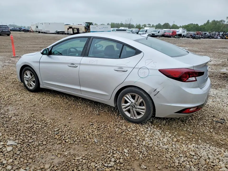 2019 HYUNDAI ELANTRA SEL  