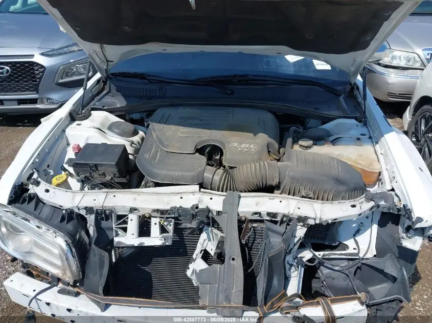 2019 CHRYSLER 300 LIMITED