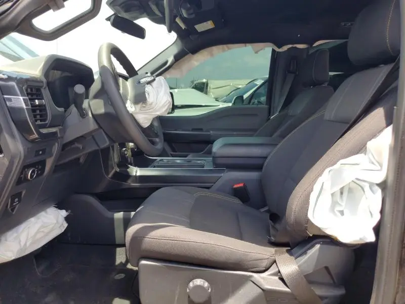 2025 FORD F150 STX  