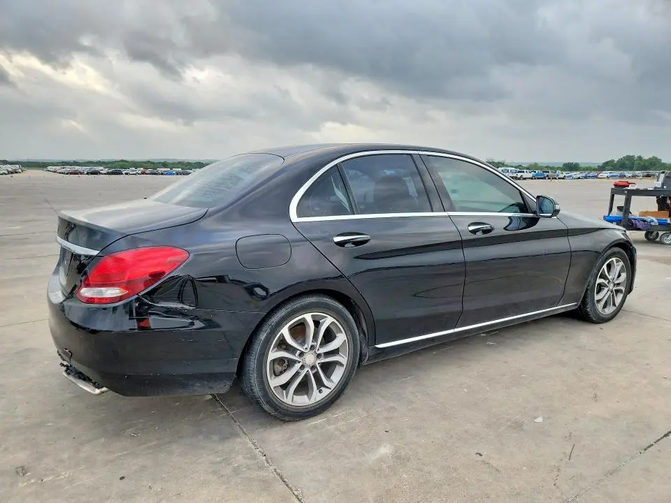 2017 MERCEDES-BENZ C 300  