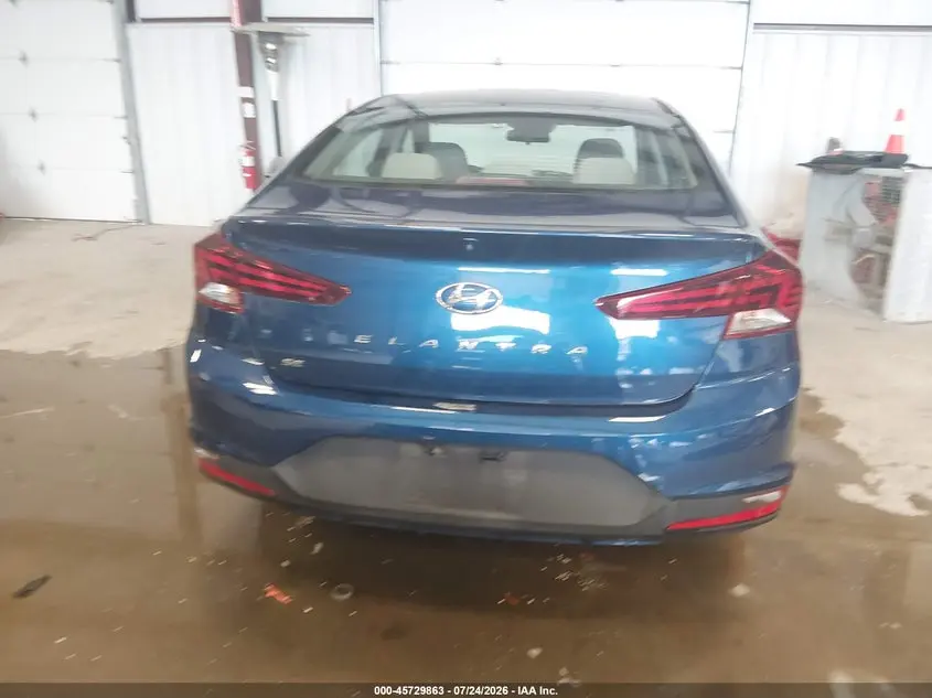 2020 HYUNDAI ELANTRA SE
