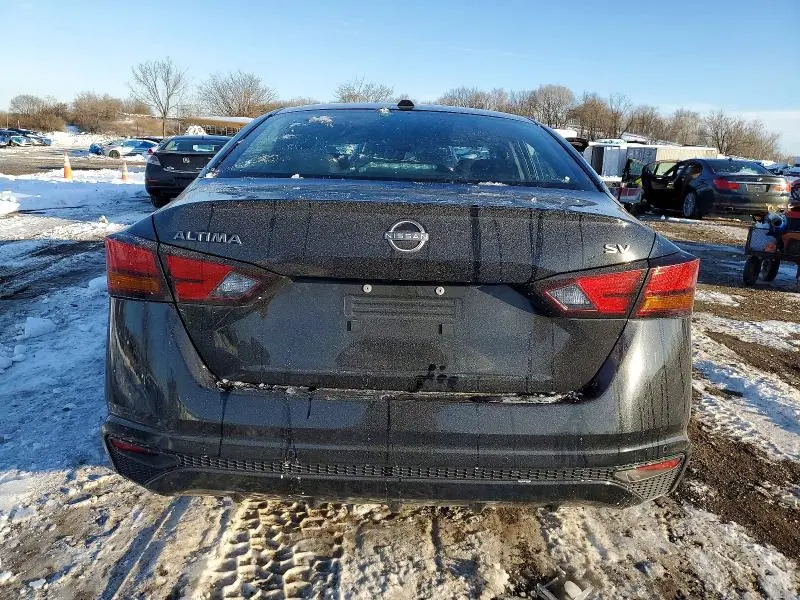 2024 NISSAN ALTIMA SV  