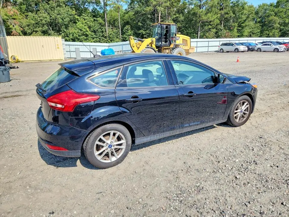 2018 FORD FOCUS SE  