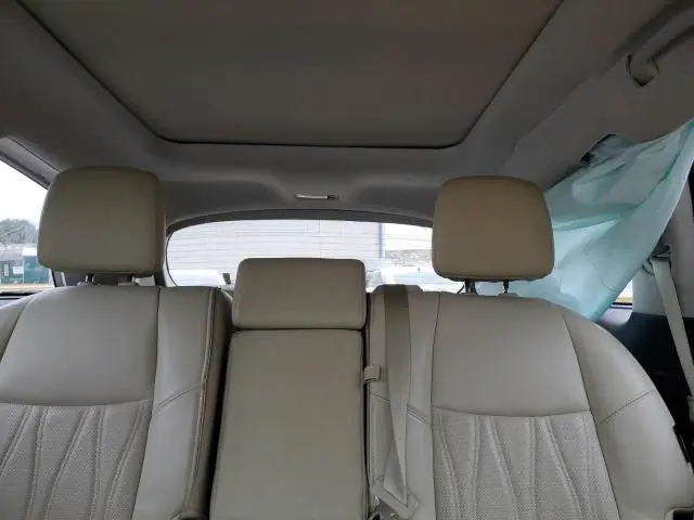 2019 INFINITI QX60 LUXE  