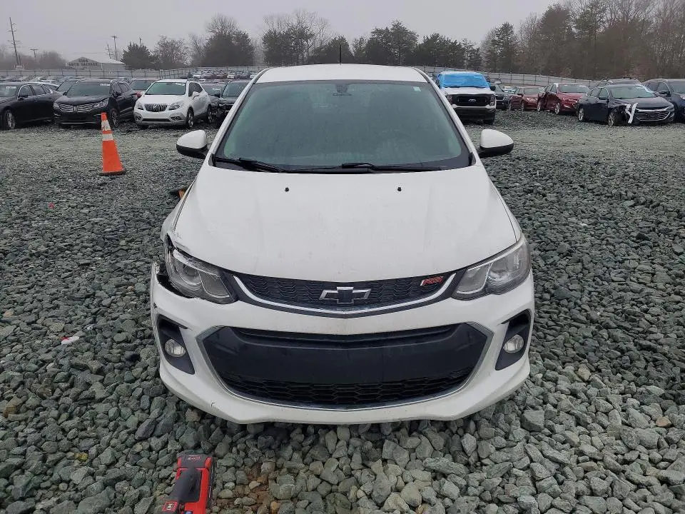 2019 CHEVROLET SONIC LT  