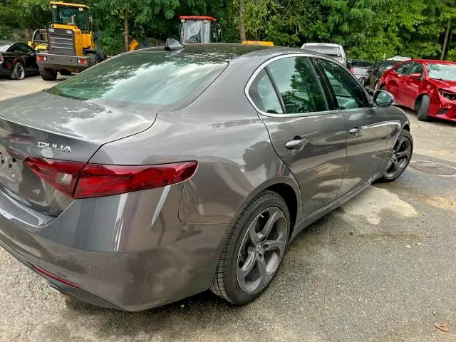 2017 ALFA ROMEO GIULIA TI Q4  