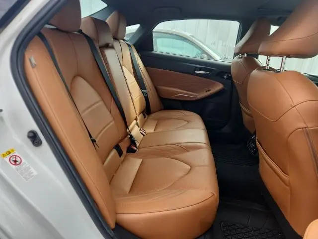 2019 TOYOTA AVALON XLE