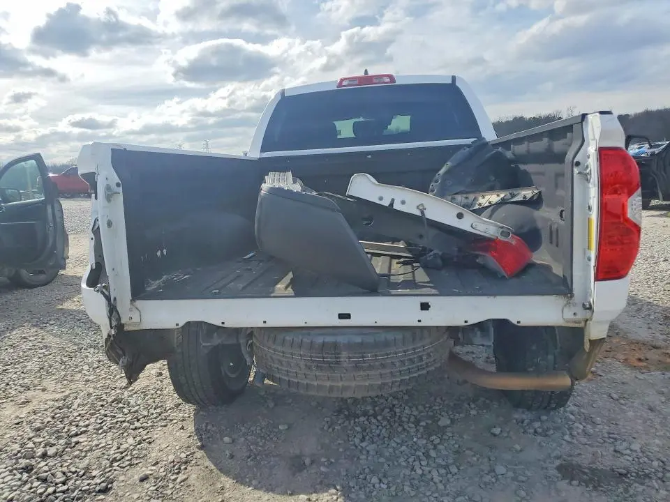 2020 TOYOTA TUNDRA SR  