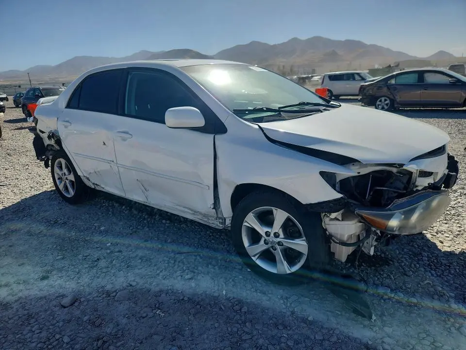 2011 TOYOTA COROLLA S  