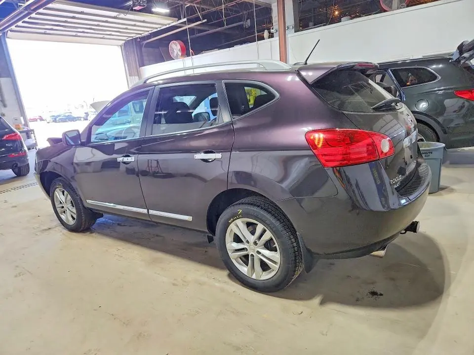 2013 NISSAN ROGUE S  