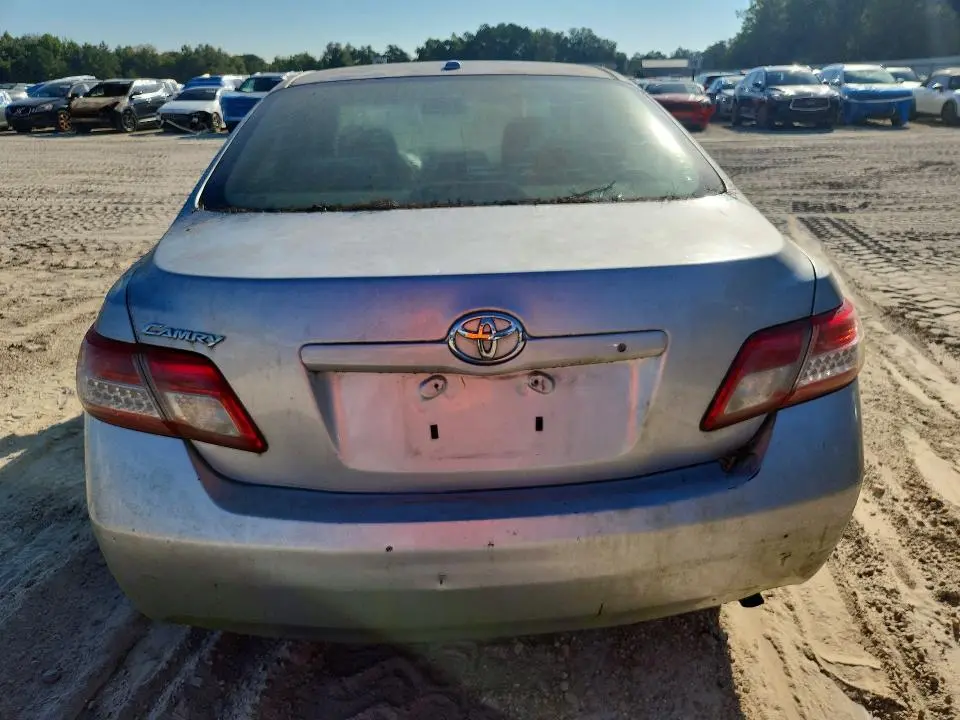 2011 TOYOTA CAMRY BASE  