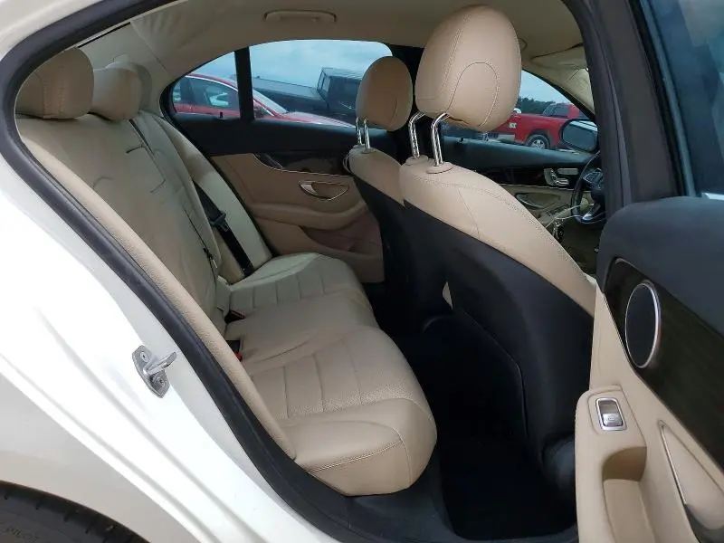 2017 MERCEDES-BENZ C 300  