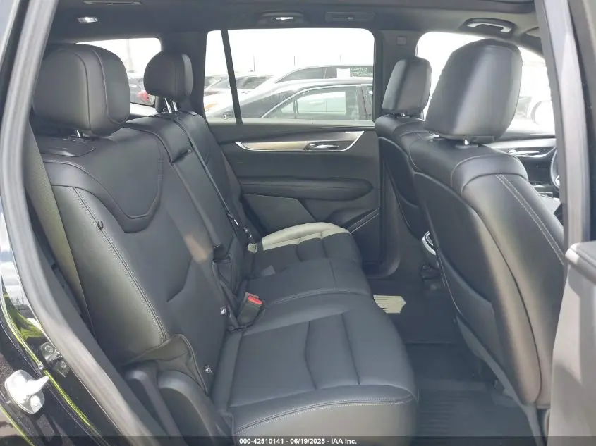 2024 CADILLAC XT6 FWD LUXURY