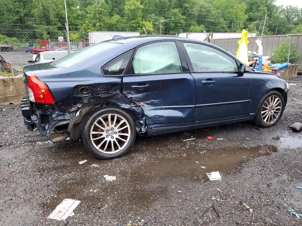 2010 VOLVO S40 2.4I  