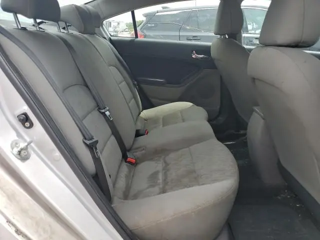 2015 KIA FORTE LX  