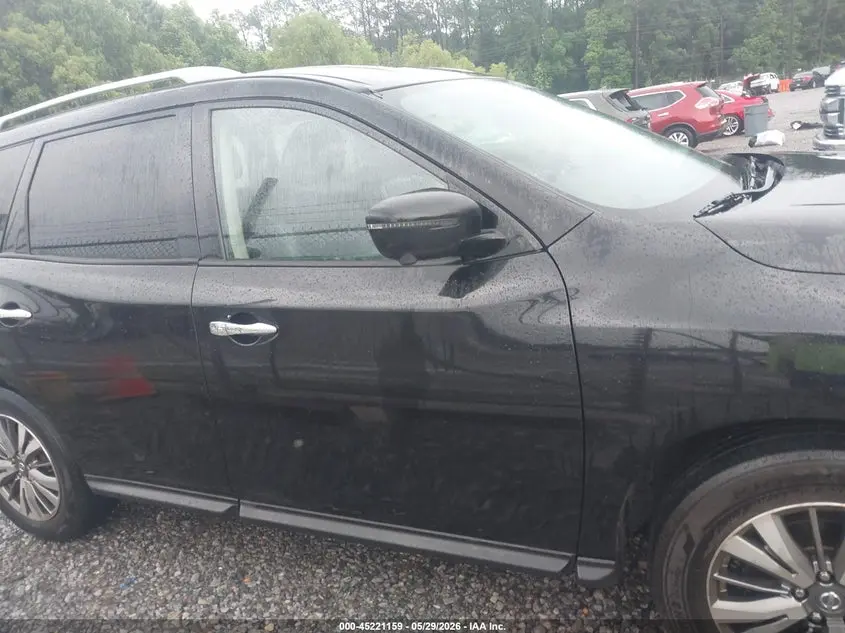 2019 NISSAN PATHFINDER SL
