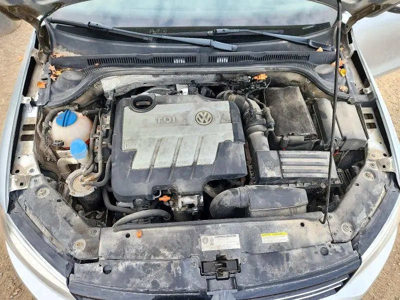 2013 VOLKSWAGEN JETTA TDI  