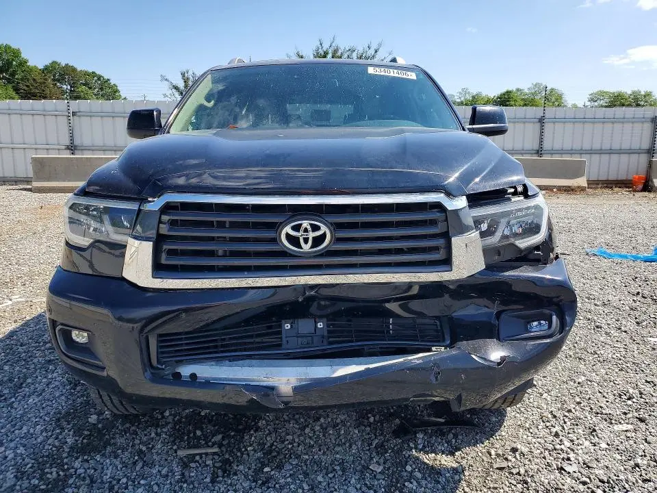 2022 TOYOTA SEQUOIA SR5  