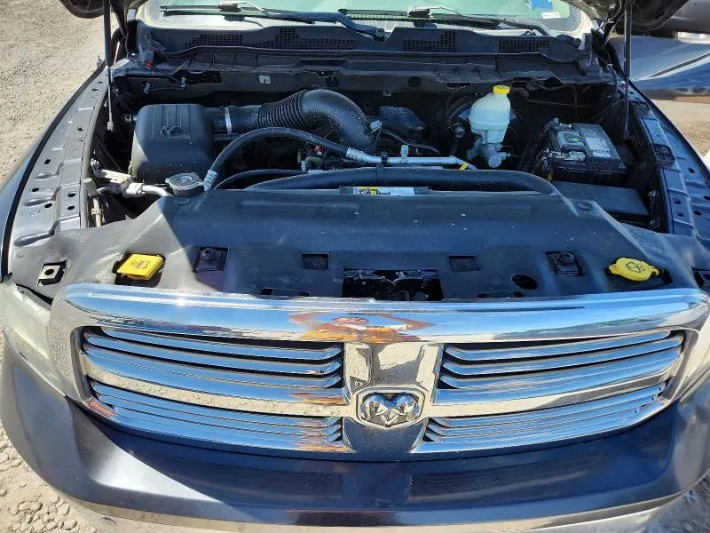 2015 RAM 1500 SLT  