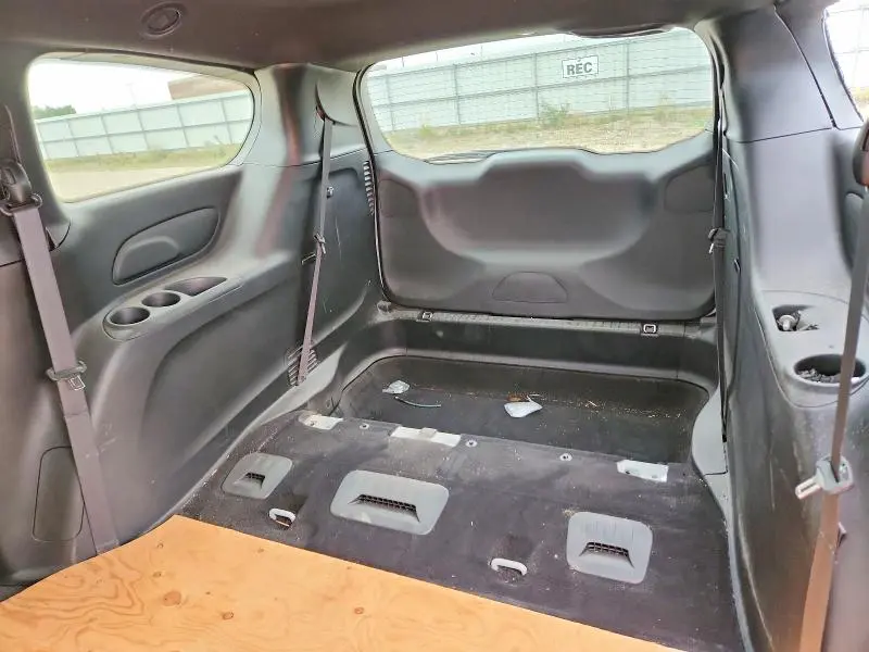 2026 CHRYSLER VOYAGER LX  