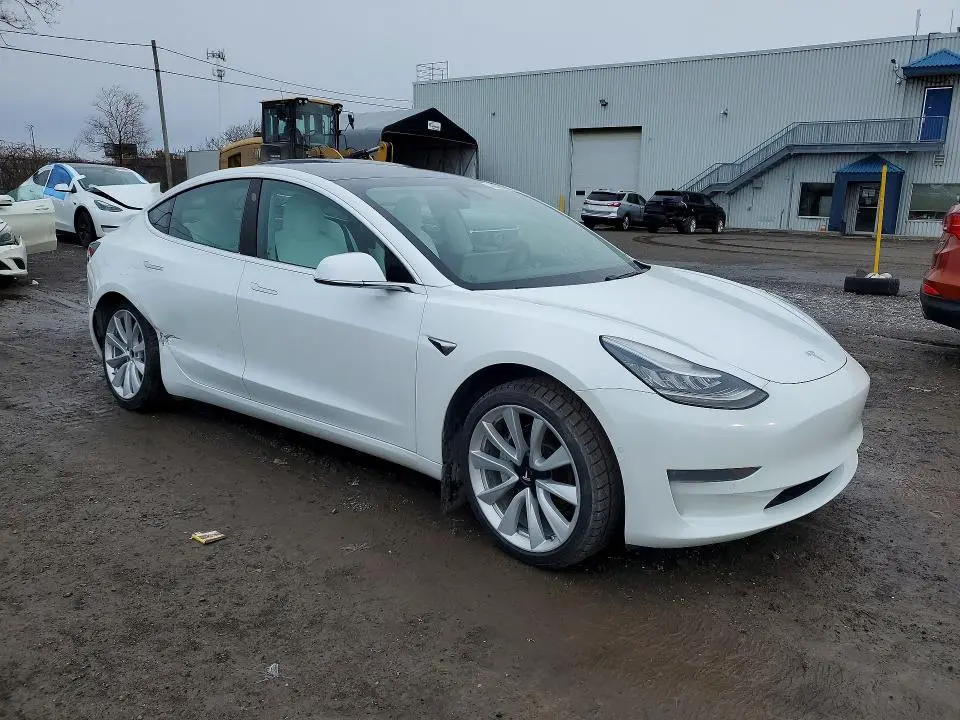 2019 TESLA MODEL 3   