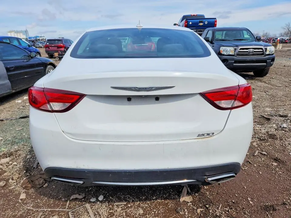 2016 CHRYSLER 200 LIMITED  