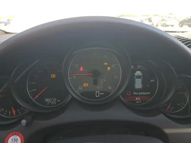 2014 PORSCHE CAYENNE S  