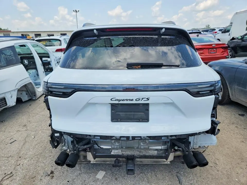 2021 PORSCHE CAYENNE GTS  