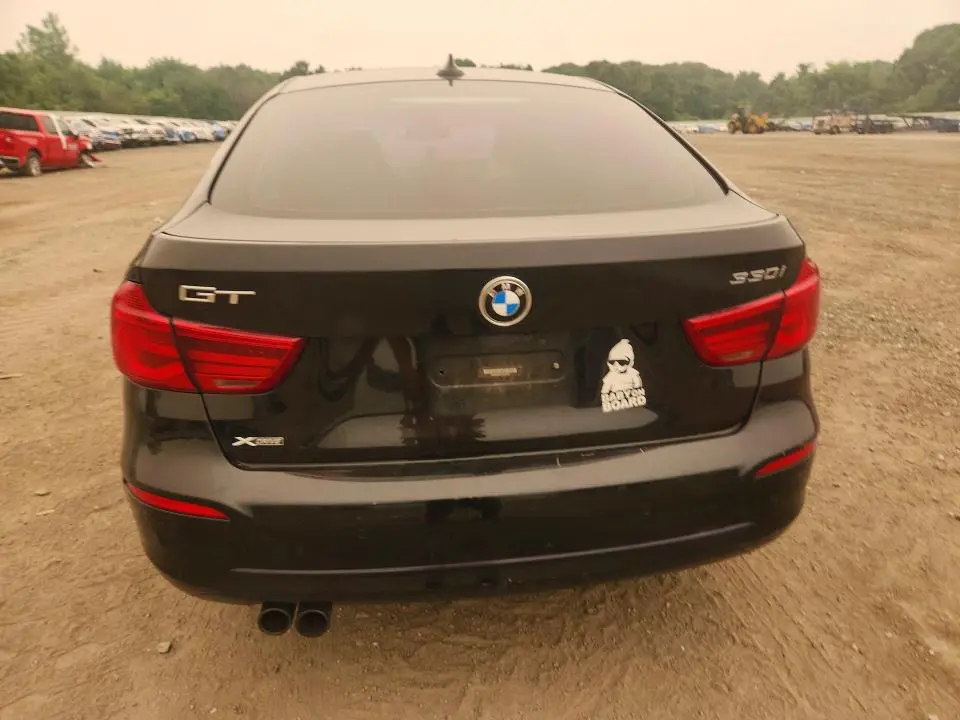 2017 BMW 330 XIGT  