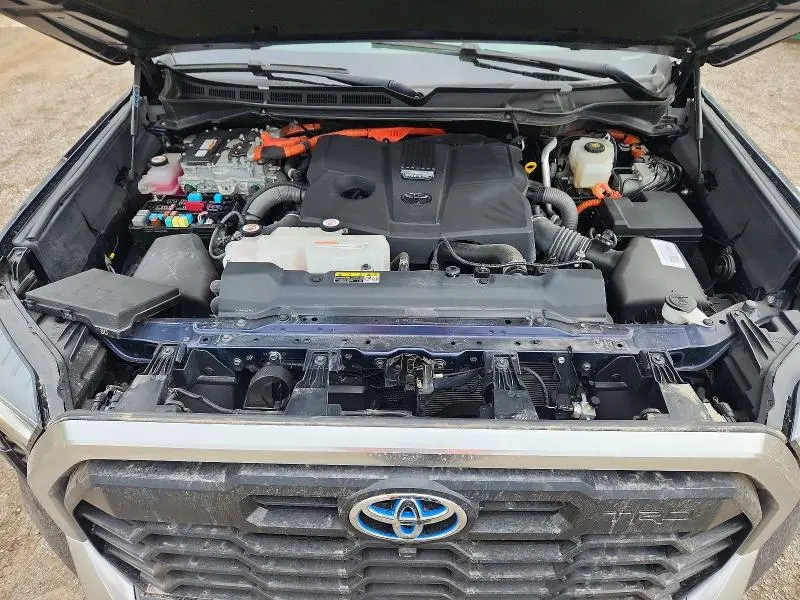 2022 TOYOTA TUNDRA CREWMAX LIMITED  