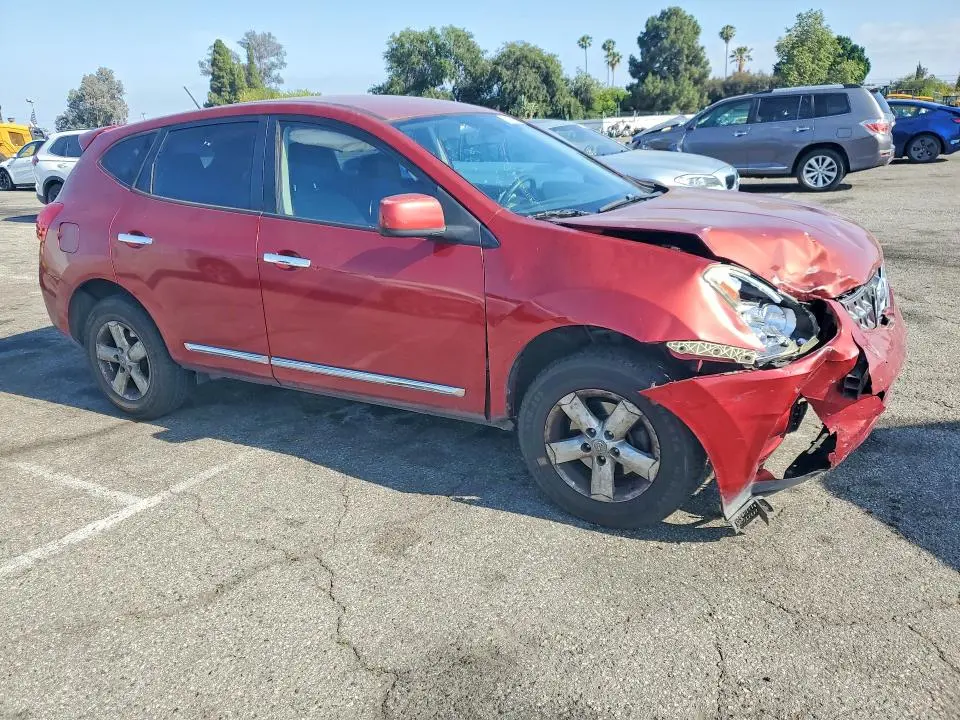 2013 NISSAN ROGUE S  