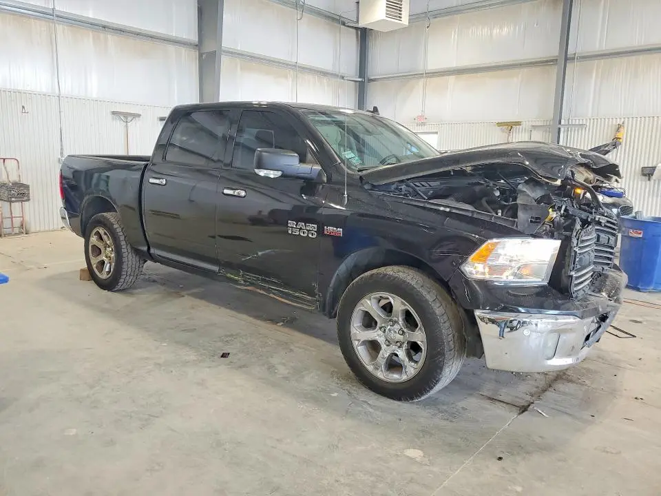 2018 RAM 1500 SLT  