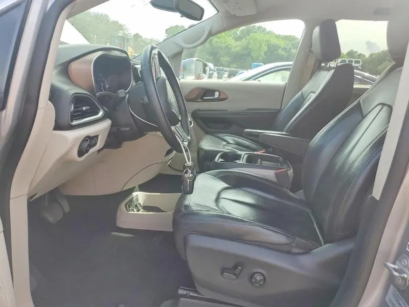 2017 CHRYSLER PACIFICA TOURING L  