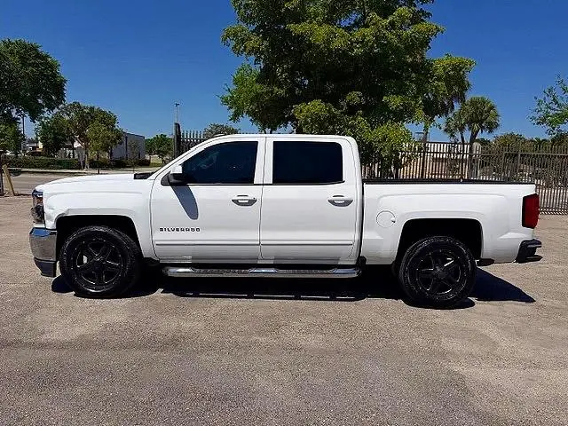 2018 CHEVROLET SILVERADO C1500 LT  