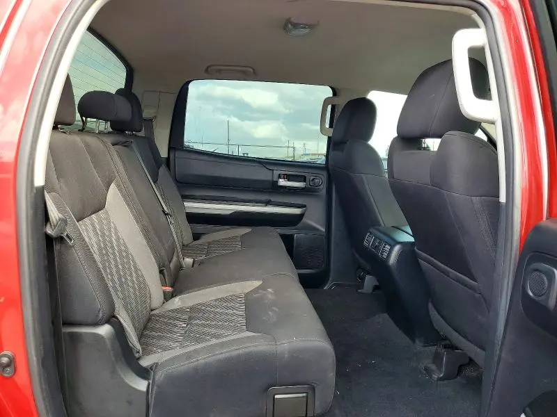 2020 TOYOTA TUNDRA CREWMAX SR5  