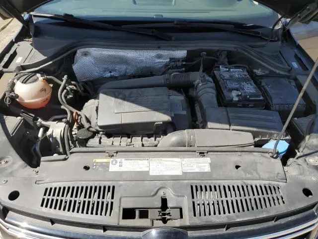 2013 VOLKSWAGEN TIGUAN S  