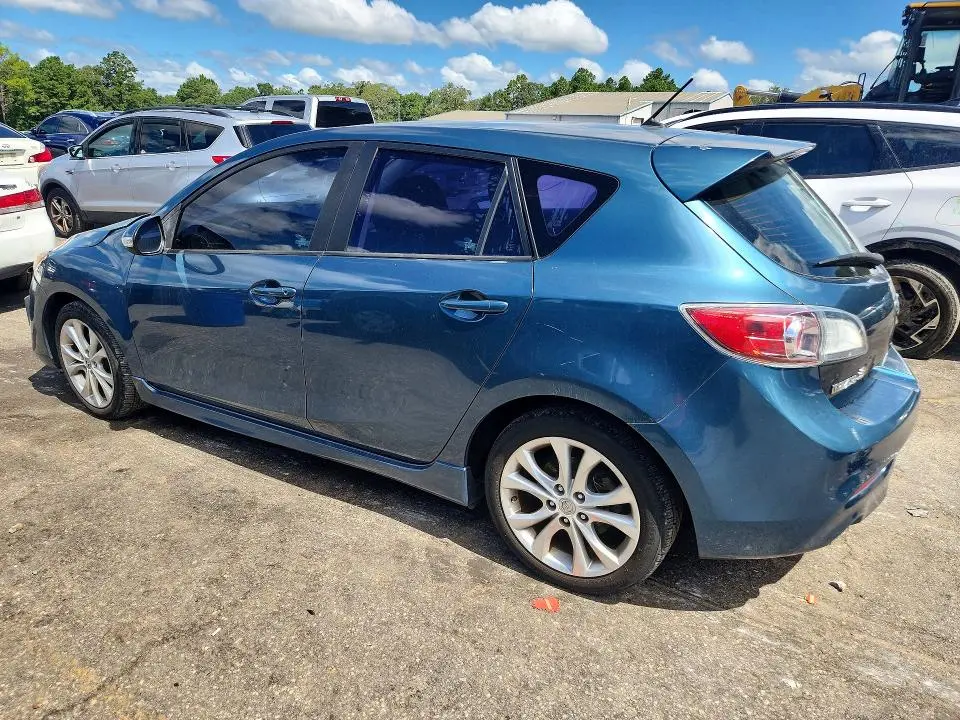 2010 MAZDA 3   