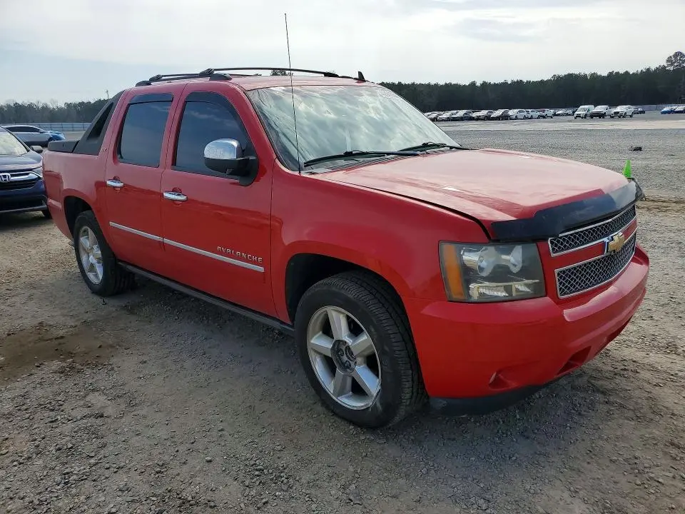 2011 CHEVROLET AVALANCHE LTZ  
