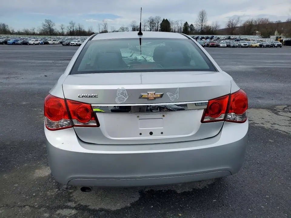 2014 CHEVROLET CRUZE LS  