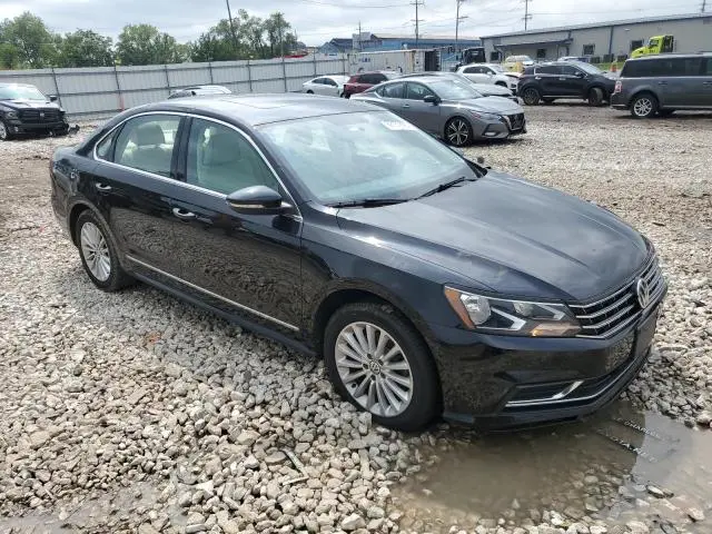 2017 VOLKSWAGEN PASSAT SE  