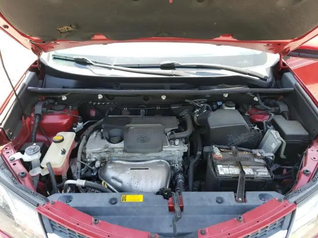 2015 TOYOTA RAV4 XLE  