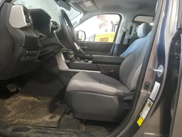 2024 TOYOTA TUNDRA CREWMAX SR  