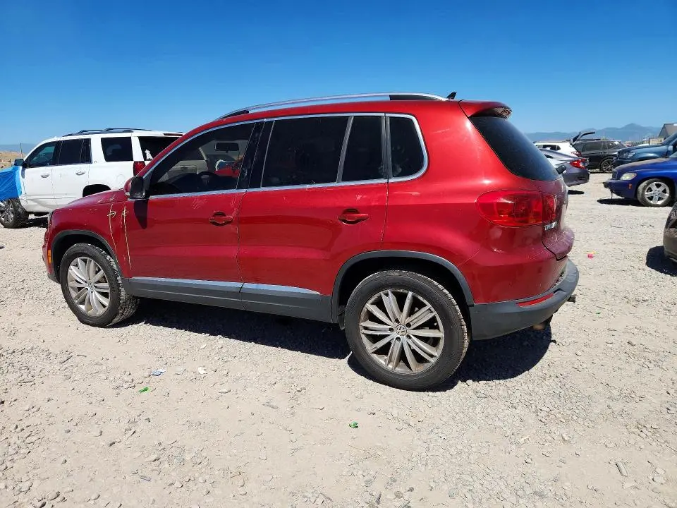2014 VOLKSWAGEN TIGUAN S  