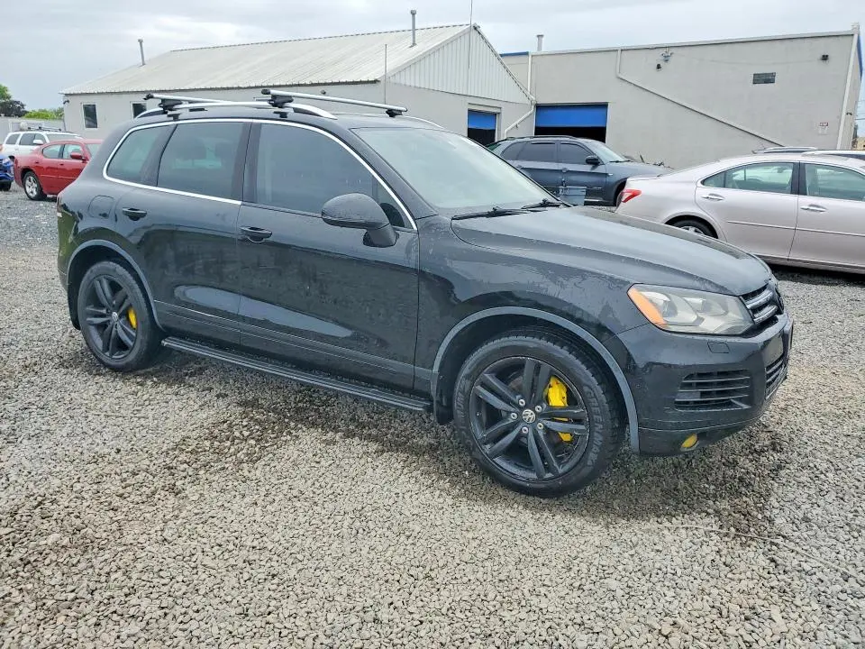 2013 VOLKSWAGEN TOUAREG V6 TDI  