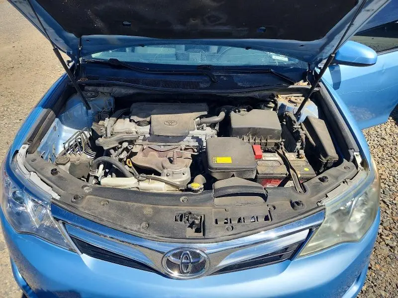 2013 TOYOTA CAMRY LE  