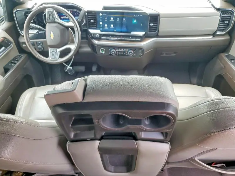 2022 CHEVROLET SILVERADO C1500 LT  